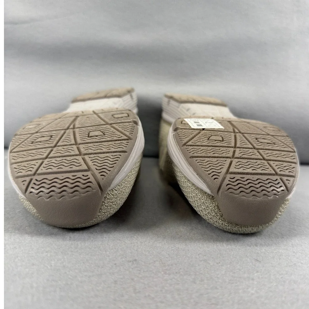 Skechers Seager Stat Classic Fit Women 9 Taupe Knit Memory Foam Slip On Loafers